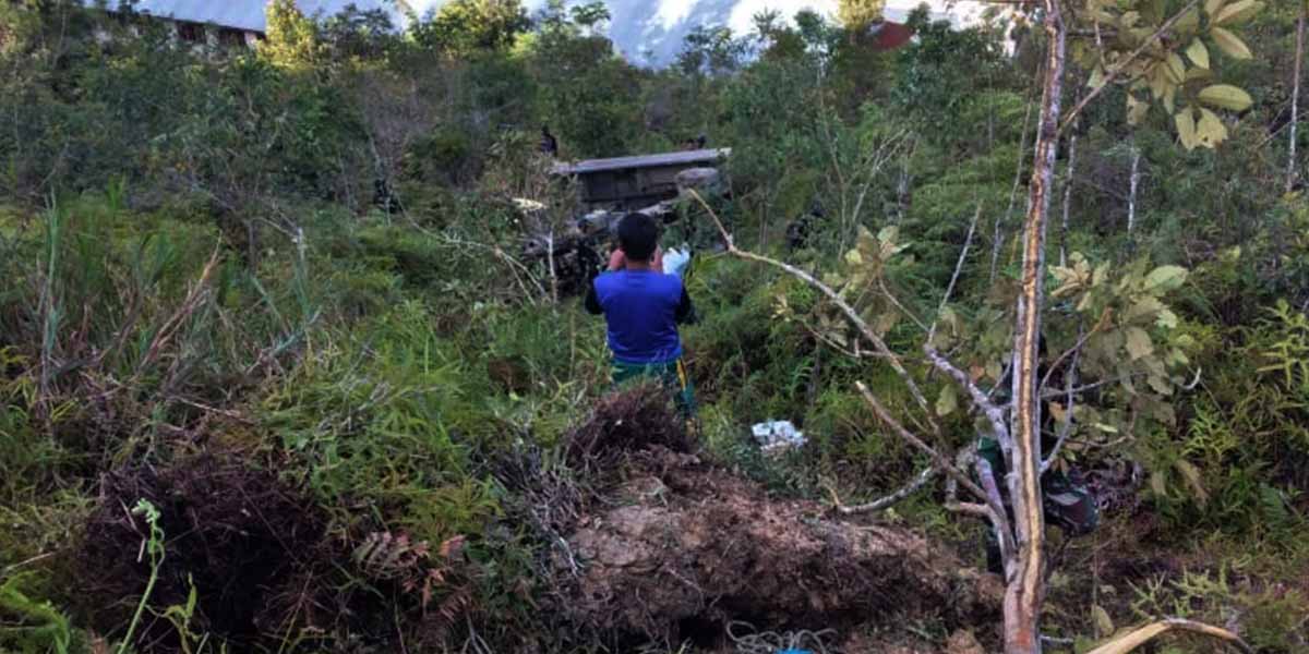 dua-prajurit-tni-meninggal-dunia-akibat-kecelakaan-di-intan-jaya